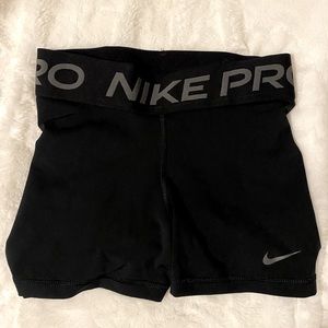 NIKE PROS - never worn, perfect condition, size xs, black